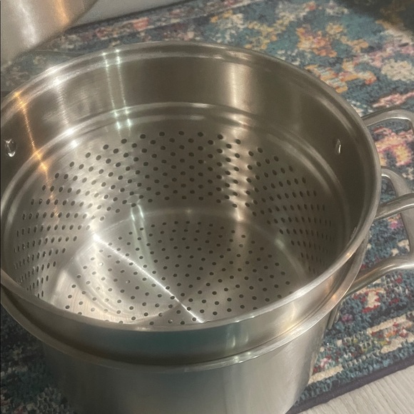 Calphalon Silver Stock Pot with Steamer - Picture 5 of 7